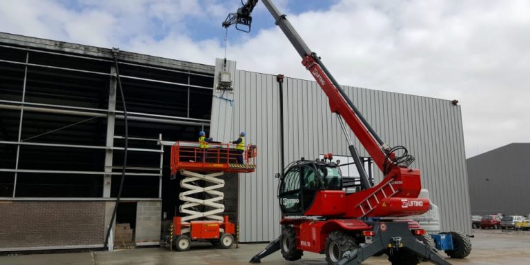 SCS-Roofing-Commercial-Cladding-Sussex.jpg