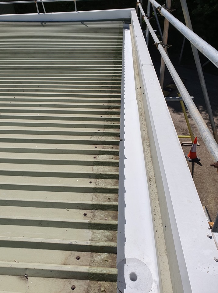 Leaking gutter in Horsham, West Sussex