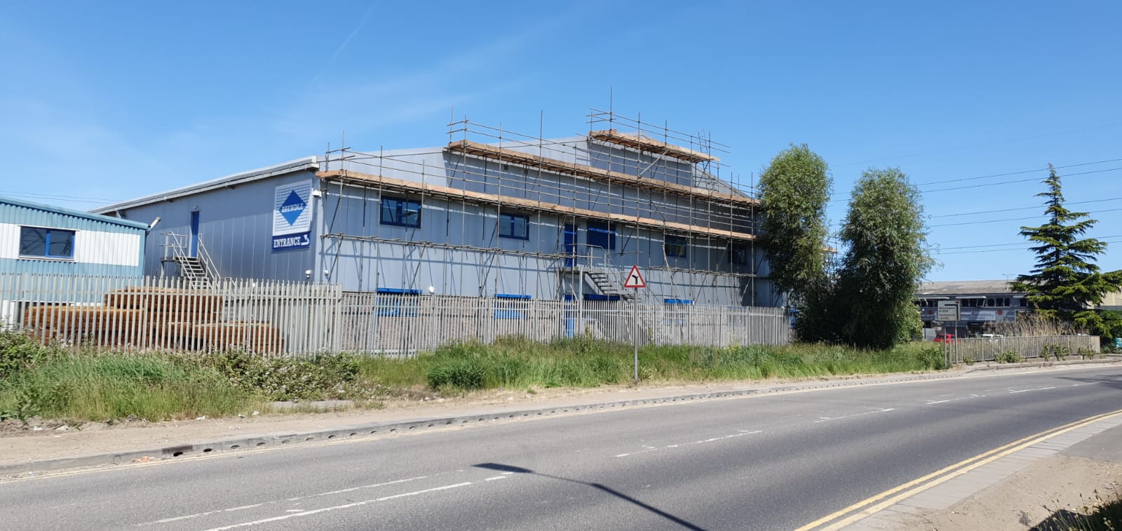 Warehouse roof in Rainham, Essex
