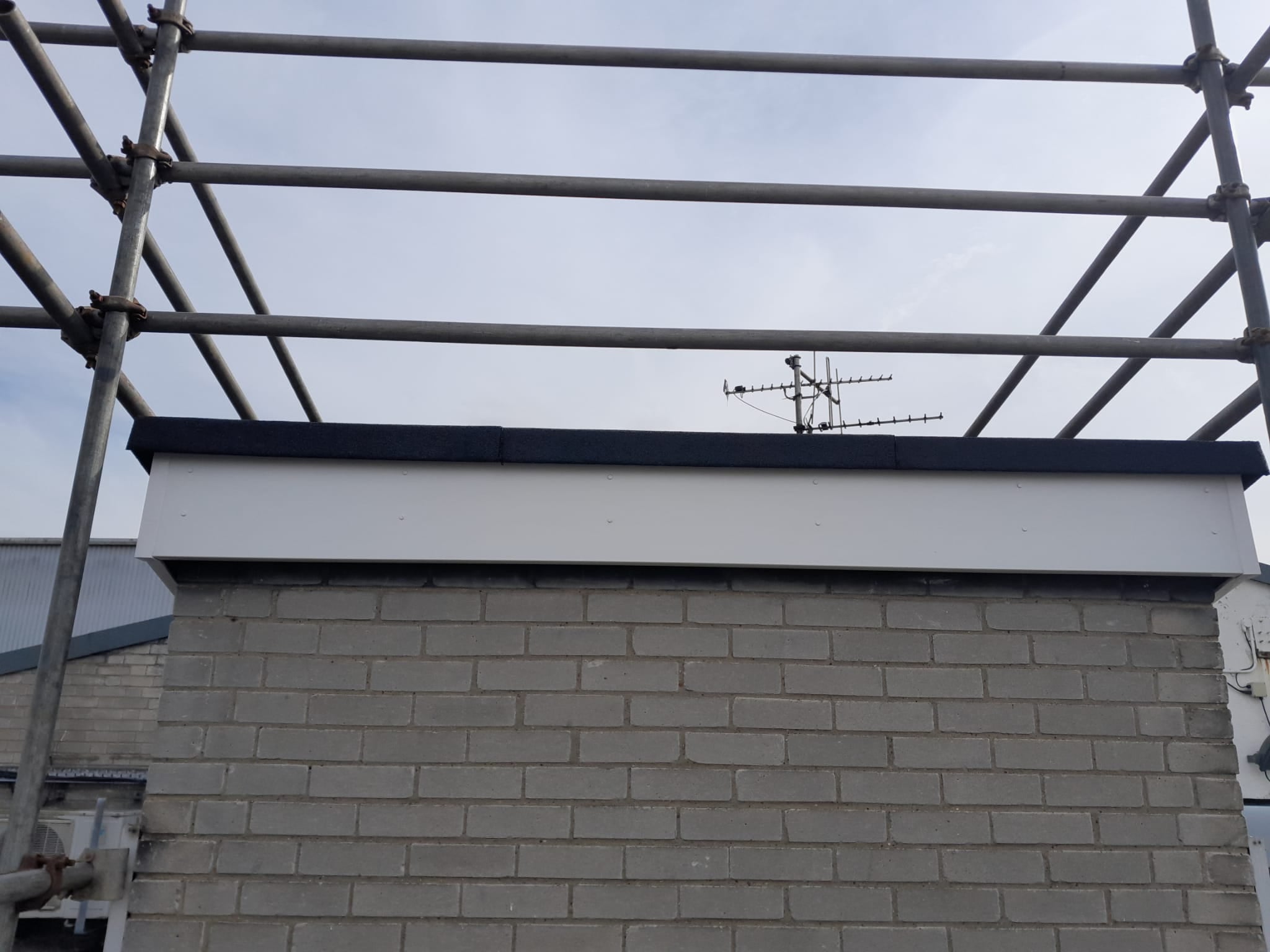 Flatroof repairs to a shop in Crayford, Dartford, Kent