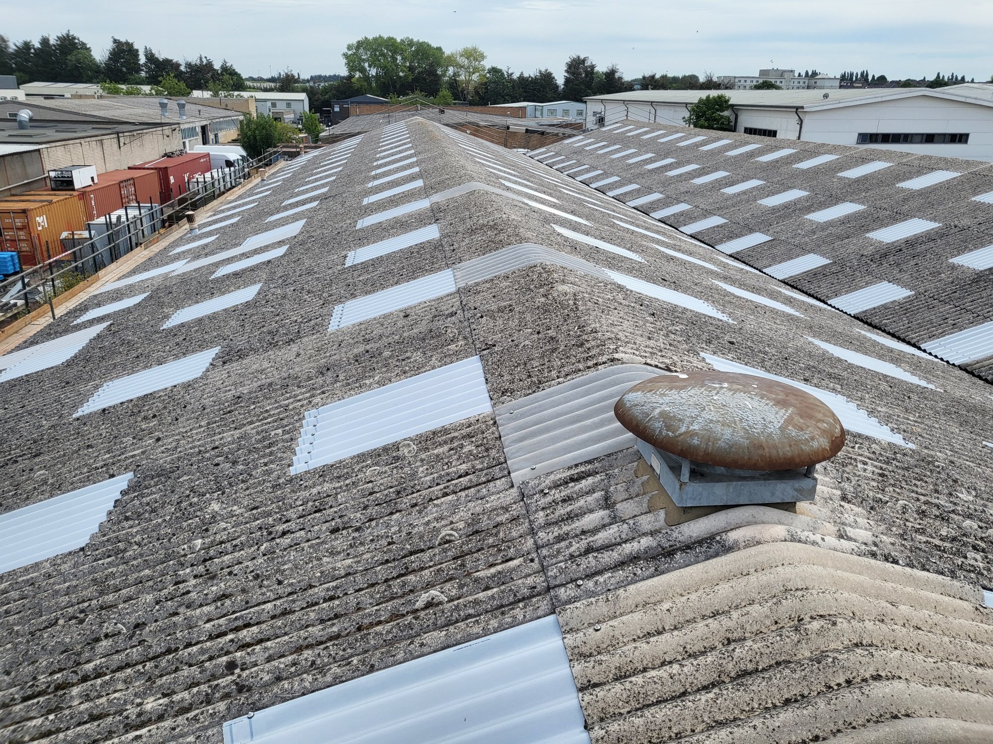 rooflight replacement work to a warehouse roof in Basildon Essex
