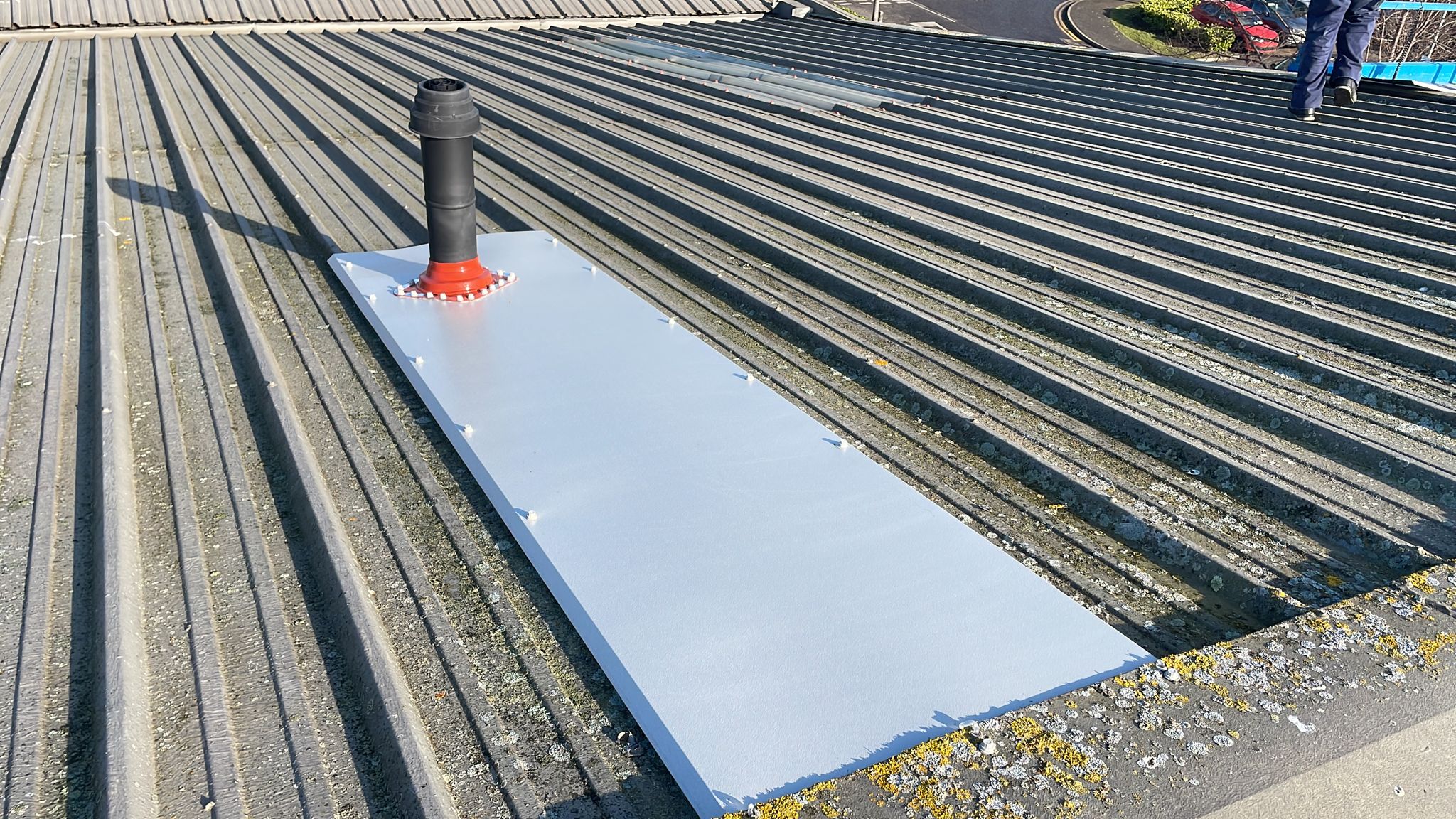 Leak repairs to a warehouse roof in Aylesford Kent
