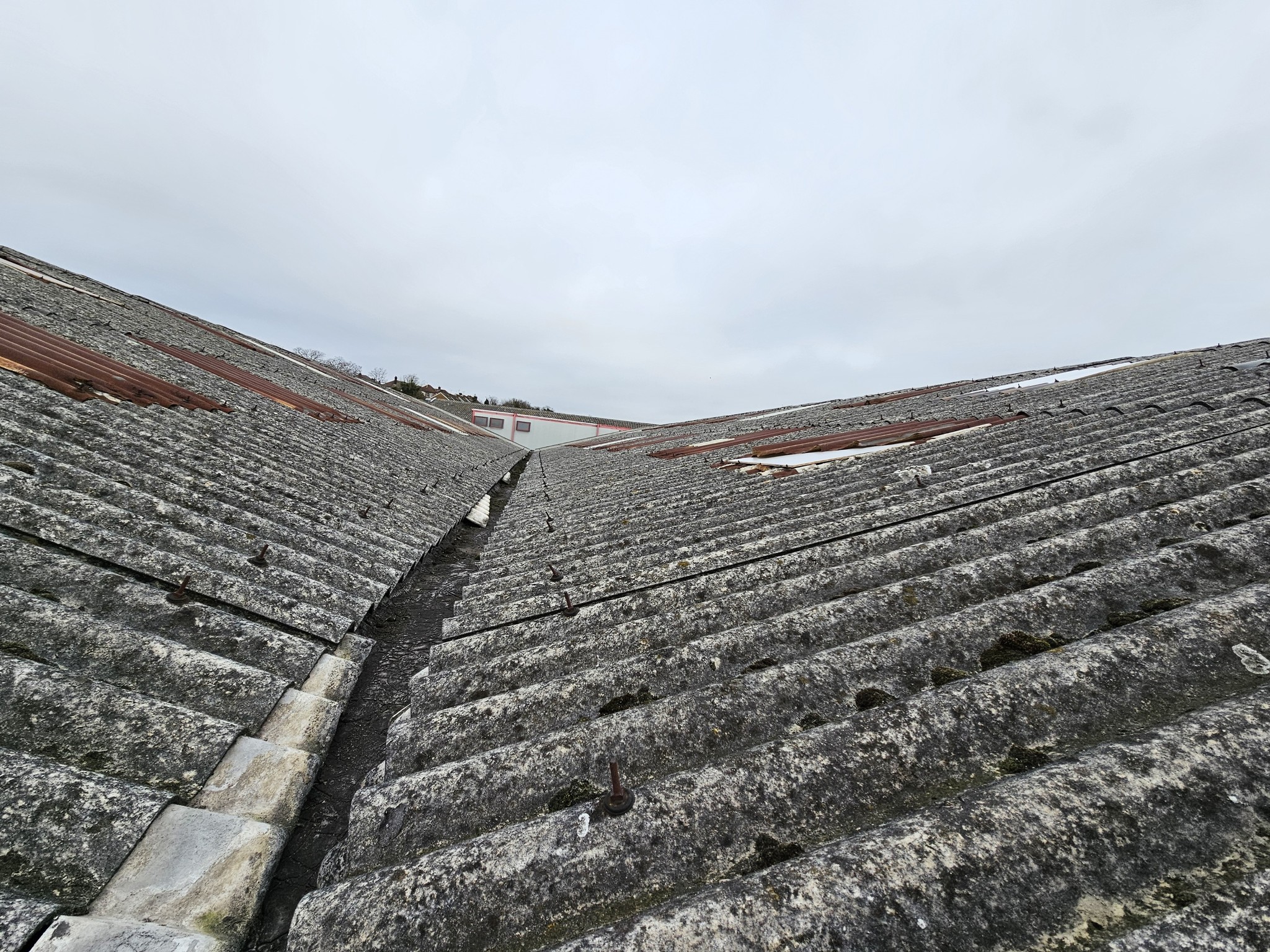 Gutter and rooflight replacement to a Warehouse roof in Grays, Essex