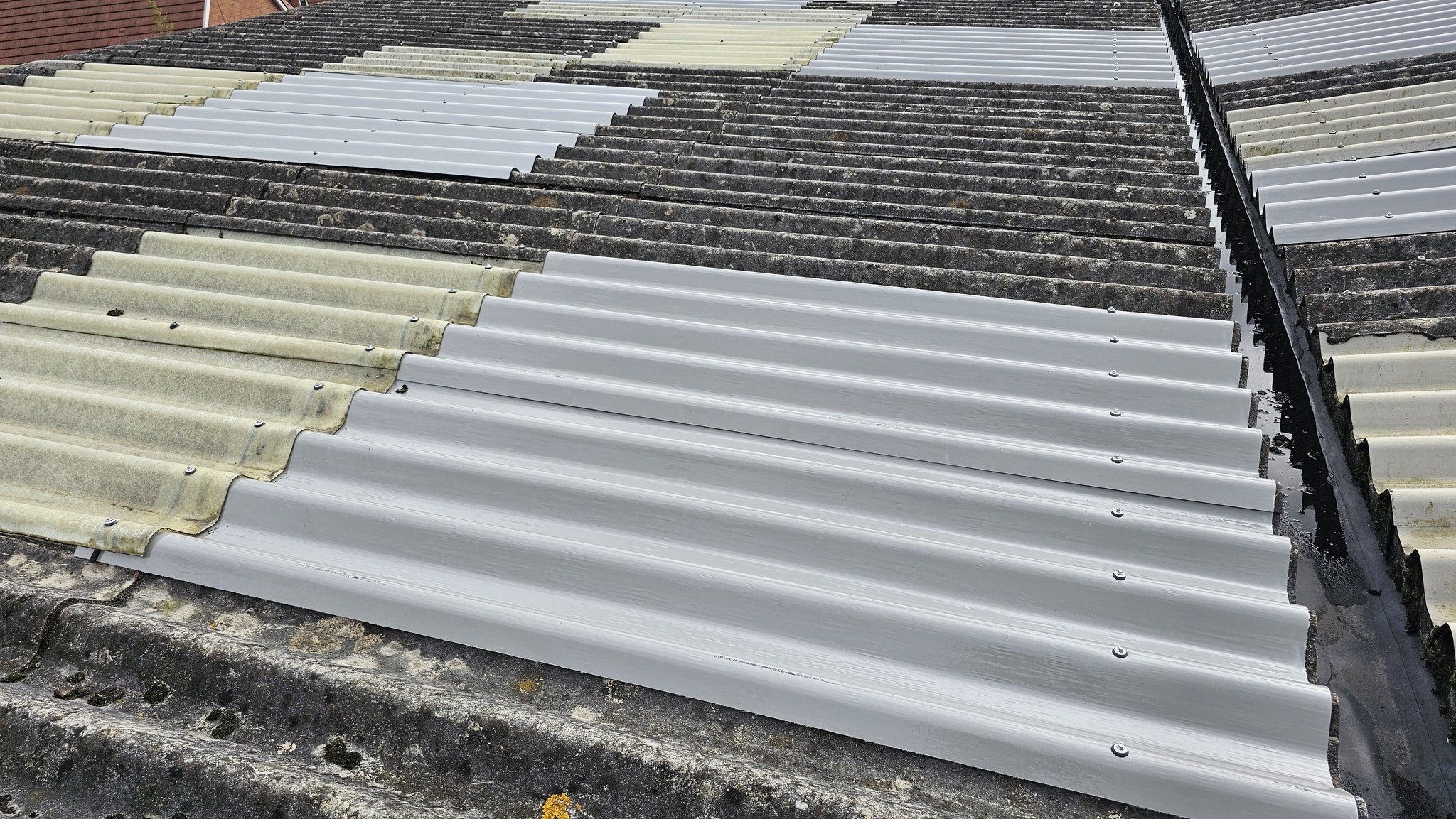 Workshop and warehouse roof in Burgess Hill